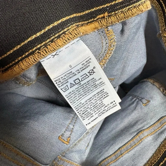 NWT Old Navy Rockstar Super Skinny Mid-Rise Jeggings - Picture 10 of 13